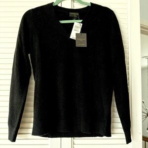 Cashmere Women's V-Neck Black Sweater
